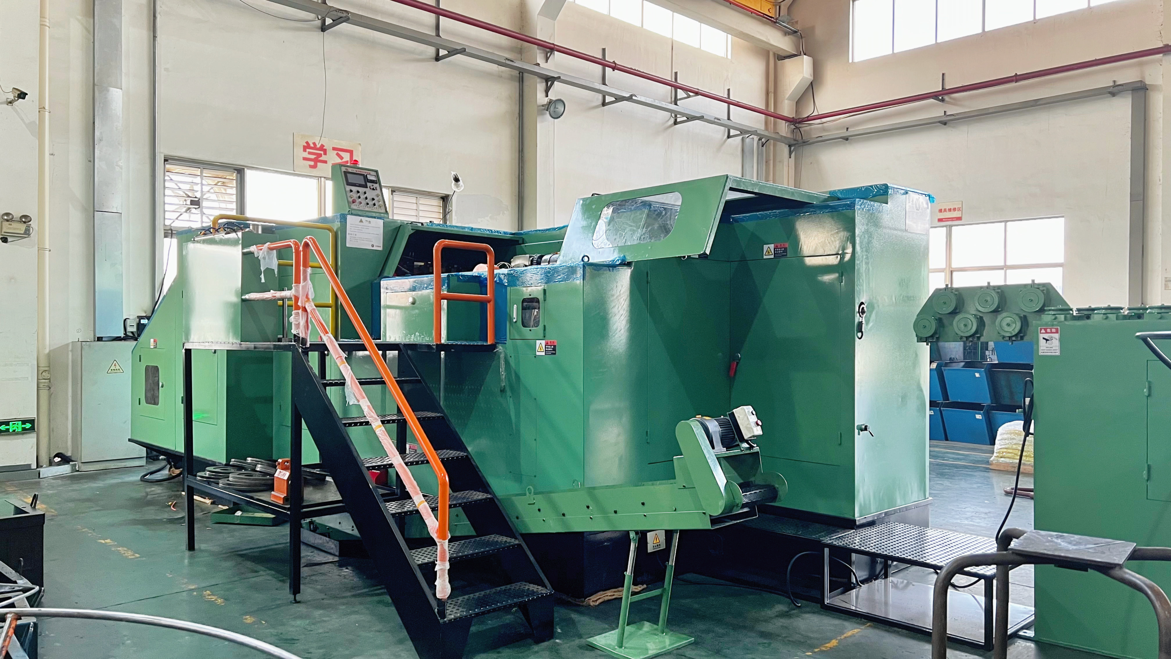 ہمارے ٹولز کو اپ گریڈ کرنا، ہمارے ہنر کو مکمل کرنا: جنسیکسی نے بڑے سائز کے فاسٹنرز بنانے کے لیے 24B کولڈ ہیڈنگ مشین متعارف کرائی